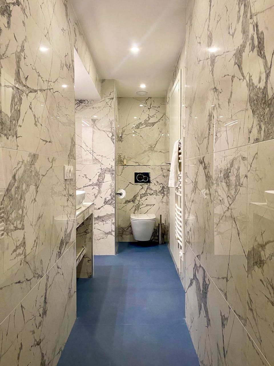 Villa l'ensoleillée vue panoramique mer, 250 m de la plage et du centre ville Apartment in Menton