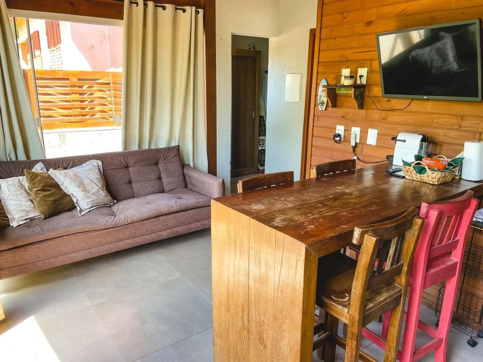 Communal lounge/ TV room, TV and multimedia, Kitchen or kitchenette, Living room, minibar