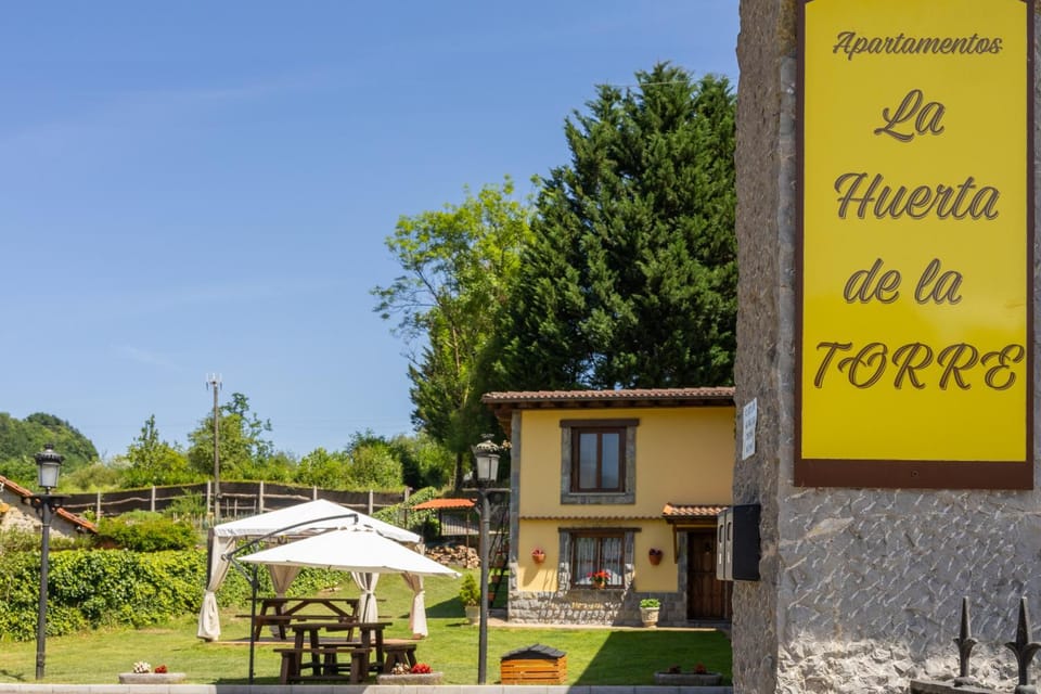 Apartamentos La Huerta de la Torre Apartment in Asturias