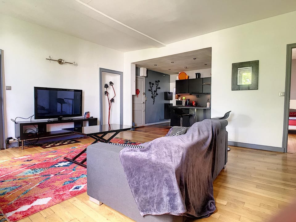 Communal lounge/ TV room