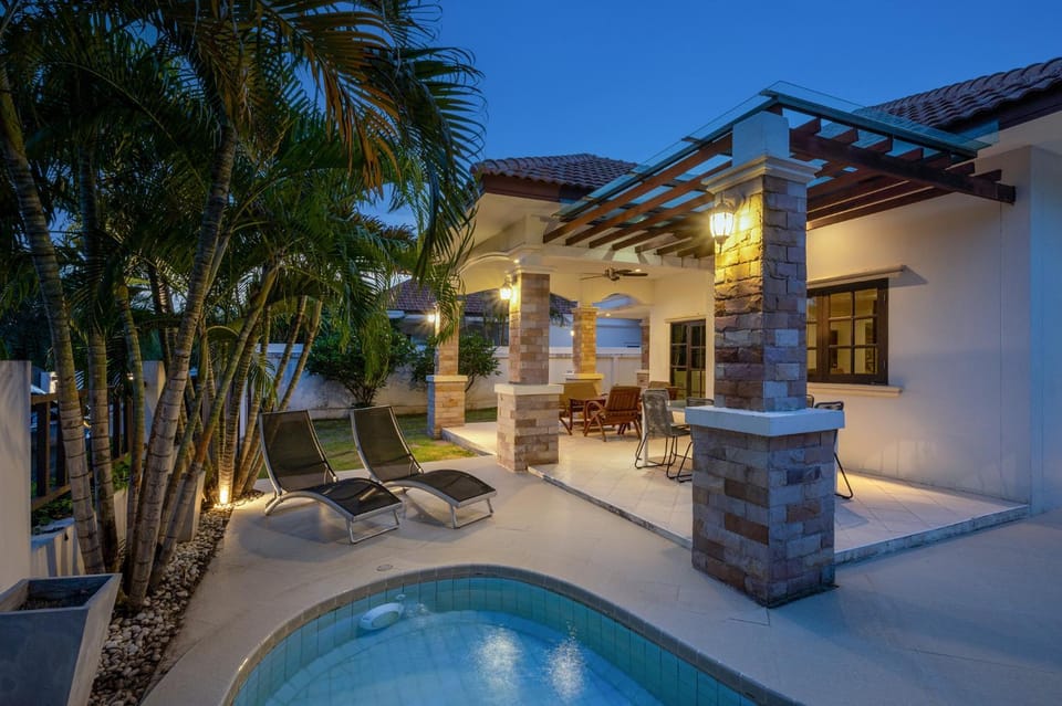 Property building, Balcony/Terrace