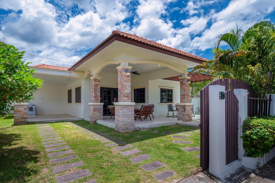 Property building, Garden