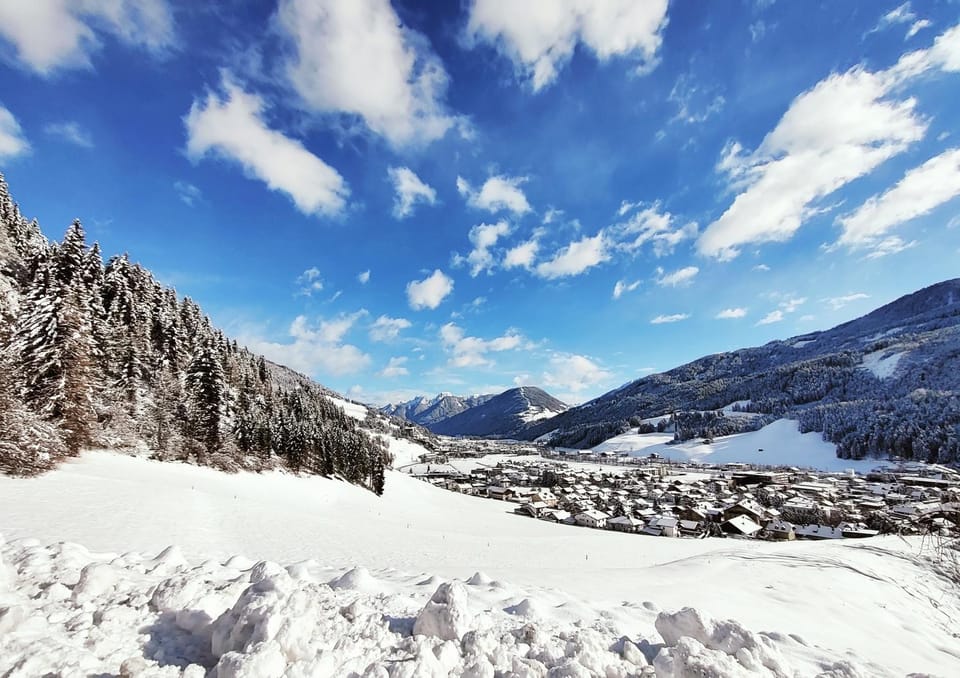 Nearby landmark, Day, Natural landscape, Winter, Ski School, Skiing, Mountain view