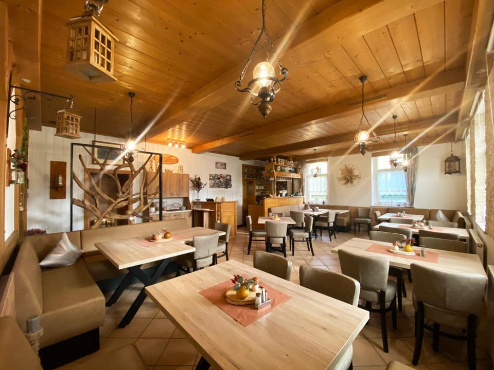 Restaurant/places to eat, Breakfast