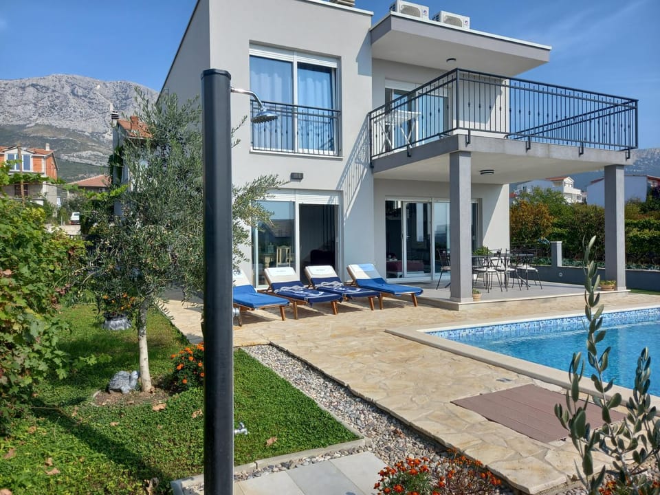 Villa Fidelissima Villa in Šibenik-Knin County, Croatia