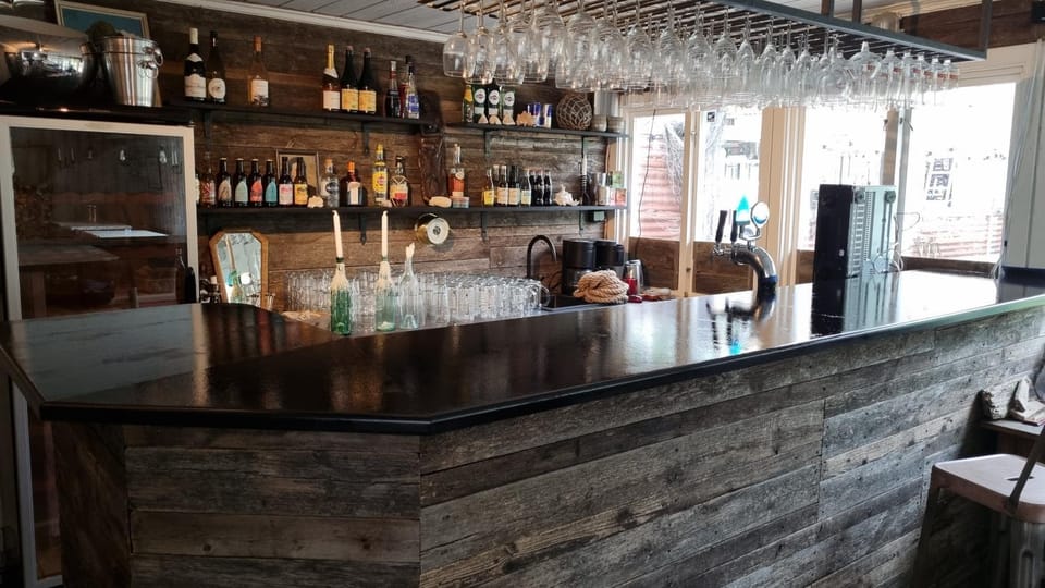 Lounge or bar