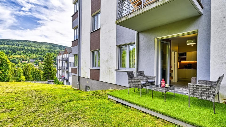 Apartament LameLOVE z Tarasem - 5D Apartments Apartment in Lower Silesian Voivodeship