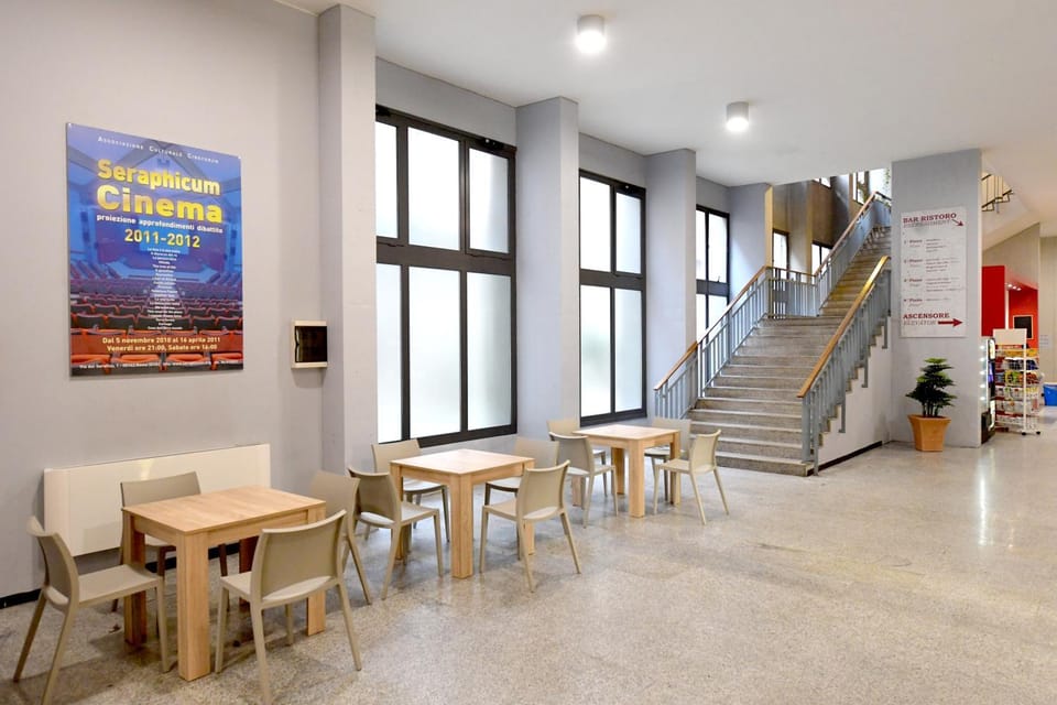 Lounge or bar