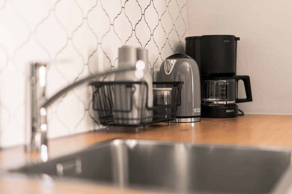 Kitchen or kitchenette, kitchen