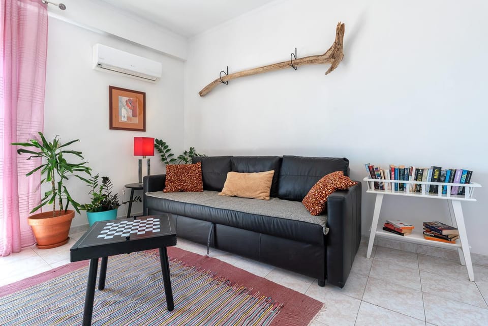 Marine Freestyler Glorious Terrace Apartment in Faro