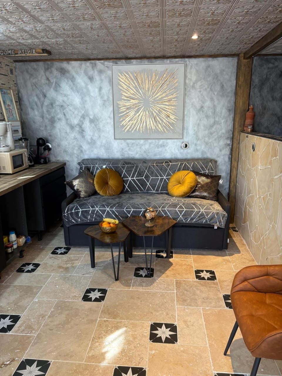 Living room, Seating area