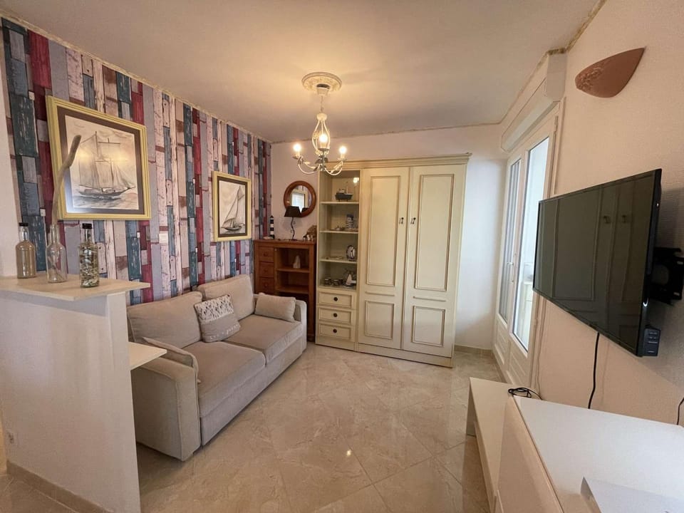 Appartement spacieux 4 pers, balcon, vue mer, proche plage, parking, ménage inclus - FR-1-224C-116 Apartment in Saint-Jean-de-Monts