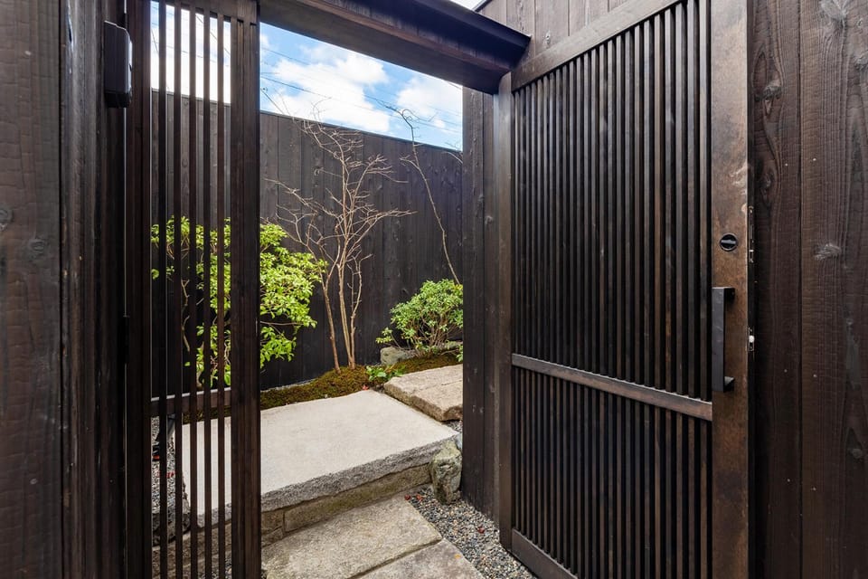 Guesthouse-Hana・Tale Villa House in Kyoto