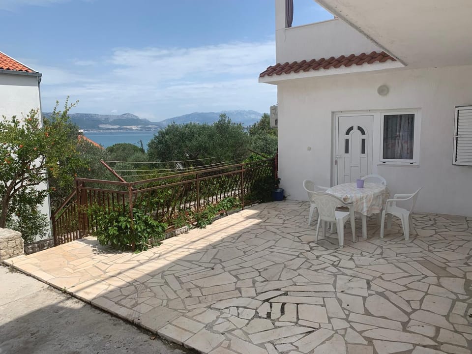 Patio, Balcony/Terrace