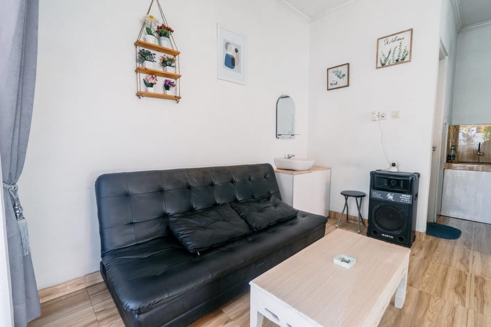Living room, Seating area, minibar, Internal: Not applicable to any particular room