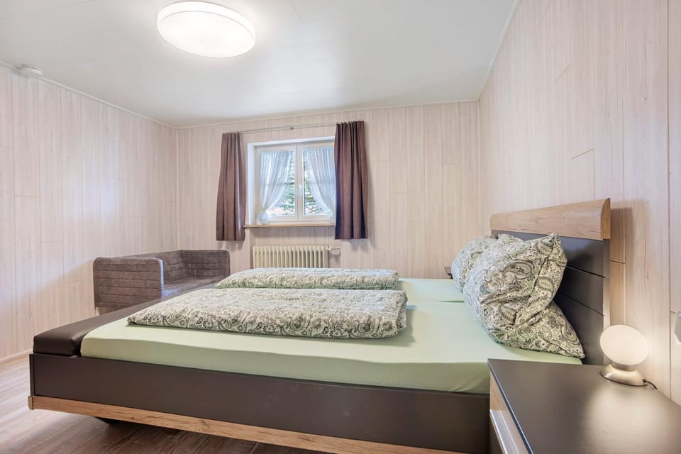 Living room, Bedroom