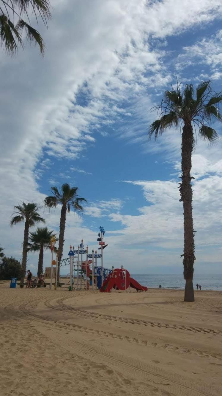 Day, Beach