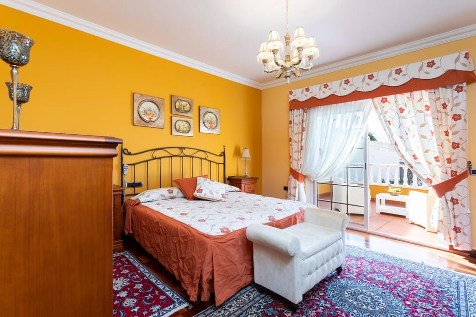 Home2Book Luxury El Helecho del Teide, Private Pool Villa in Canary Islands