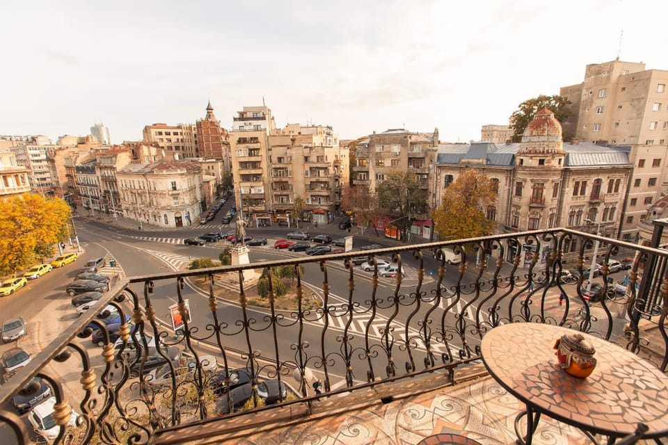 Day, View (from property/room), Balcony/Terrace, City view, Location