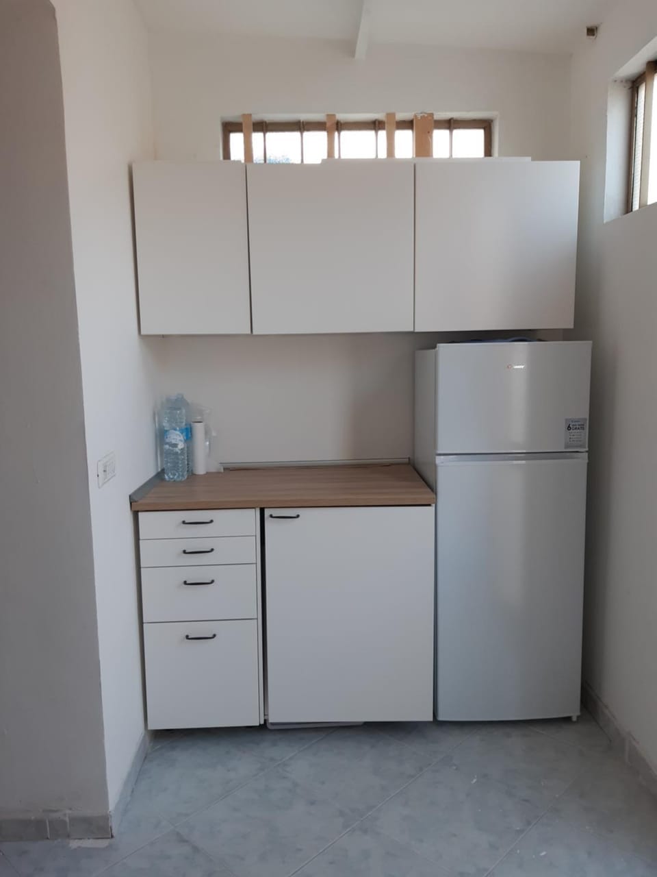 Kitchen or kitchenette, Communal kitchen