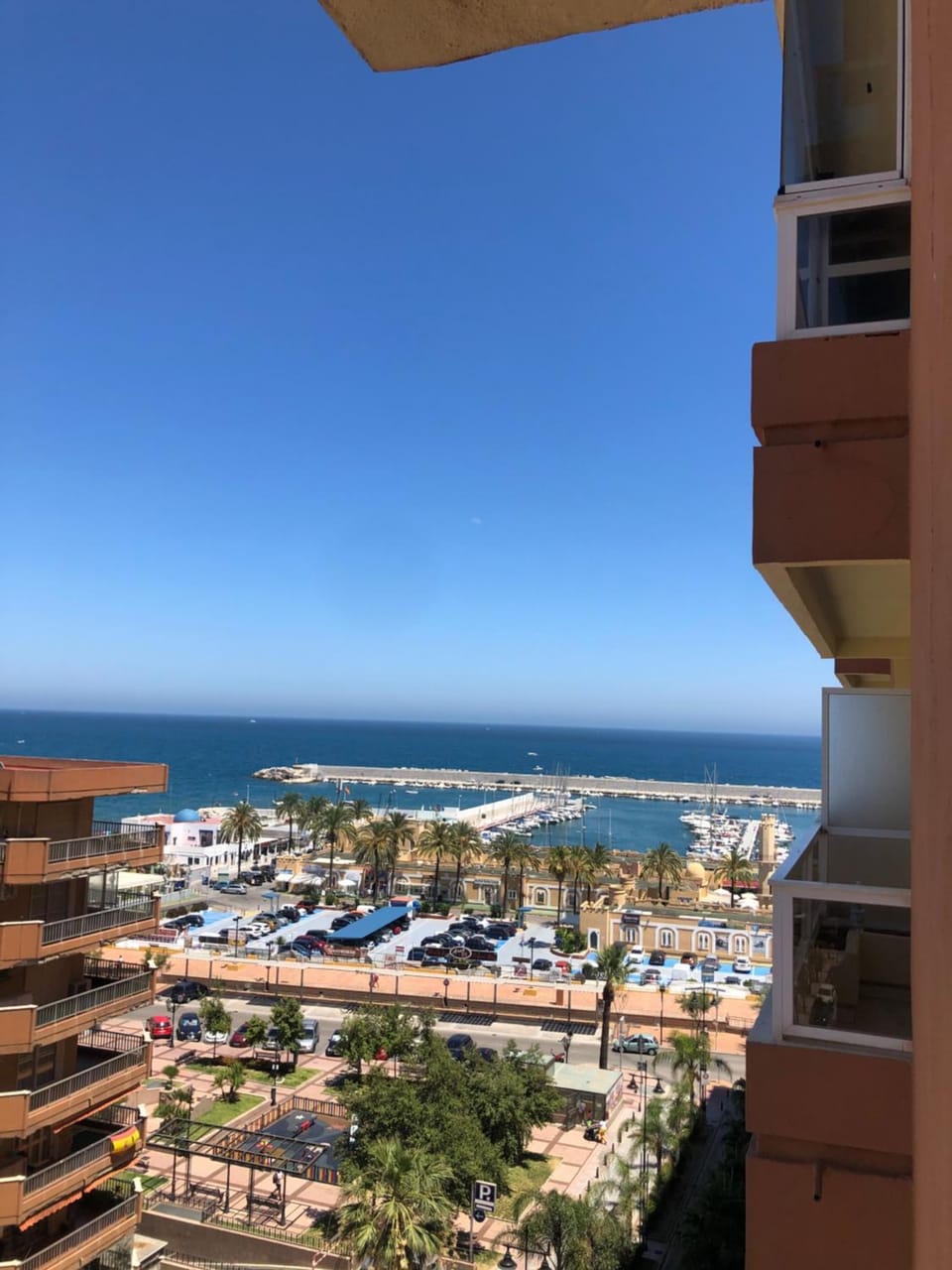 Primera línea de playa en Pyr Fuengirola Apartment in Fuengirola
