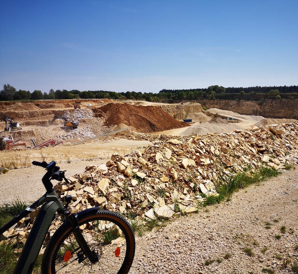 Nearby landmark, Cycling