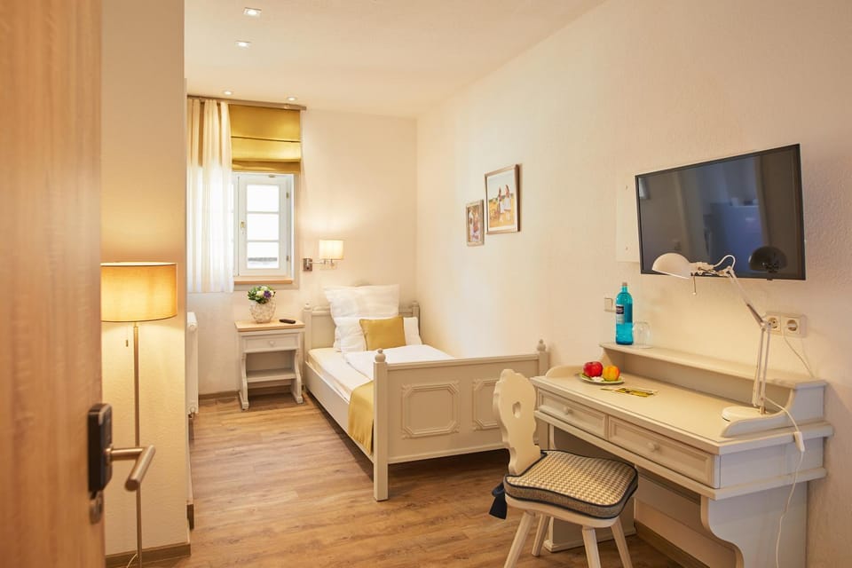 TV and multimedia, Bedroom
