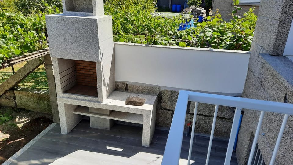 BBQ facilities, BBQ facilities