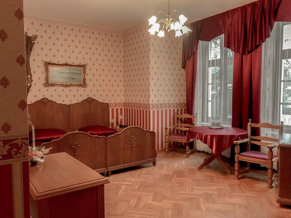 Photo of the whole room