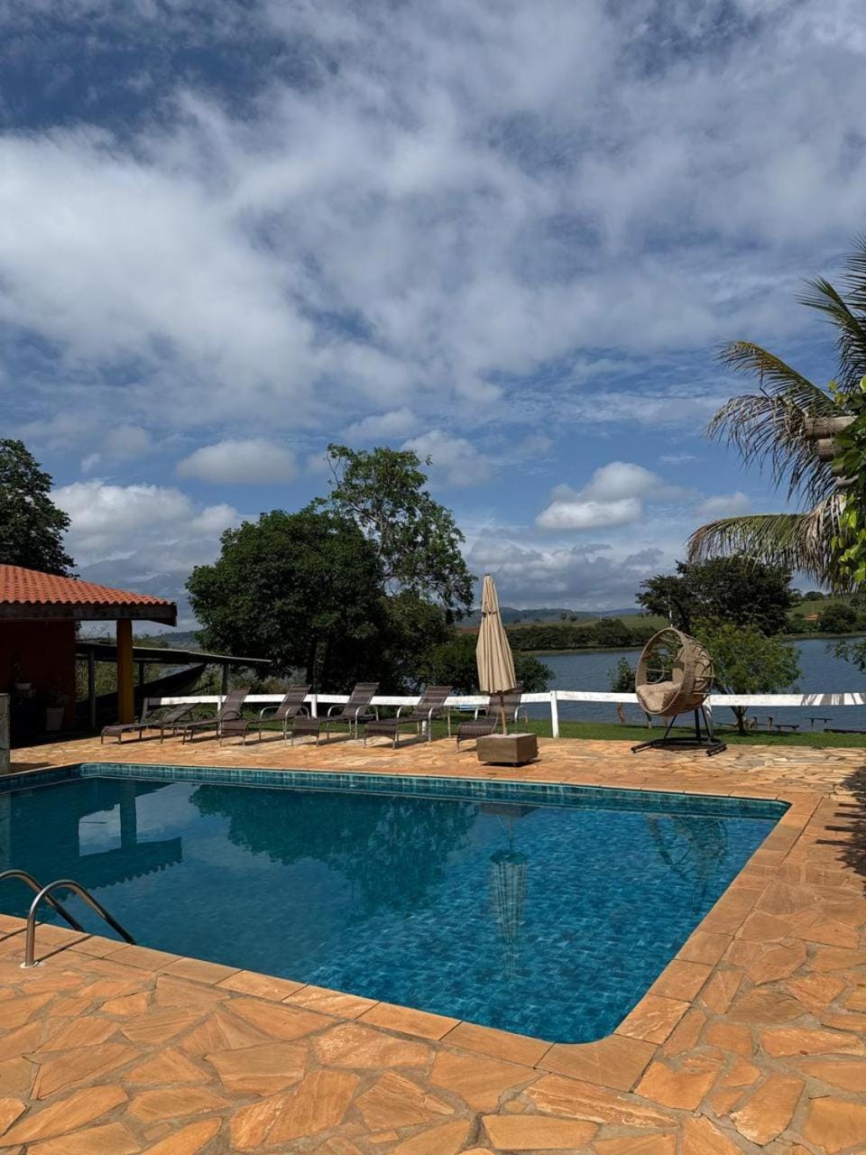 Swimming pool, sunbed