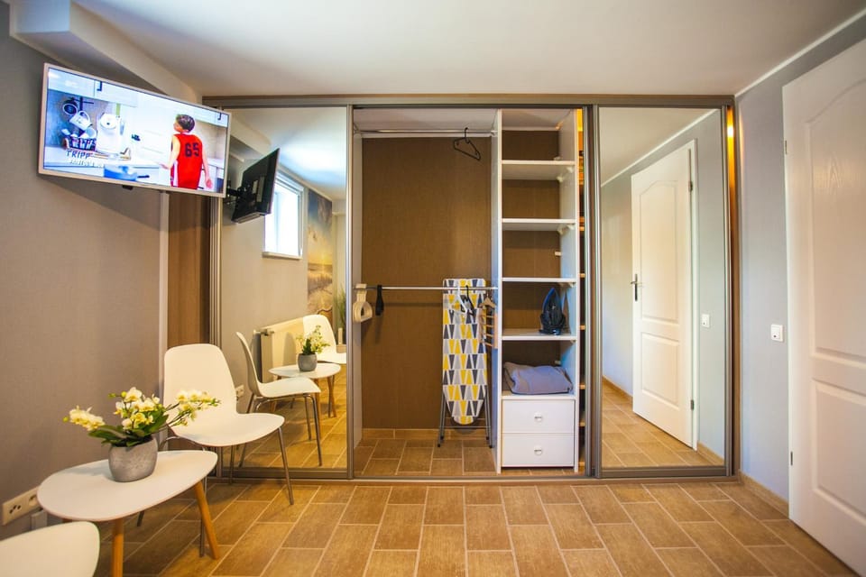 Noclegi Miodowa Near By The Beach Gdynia – Orłowo Apartment in Pomeranian Voivodeship