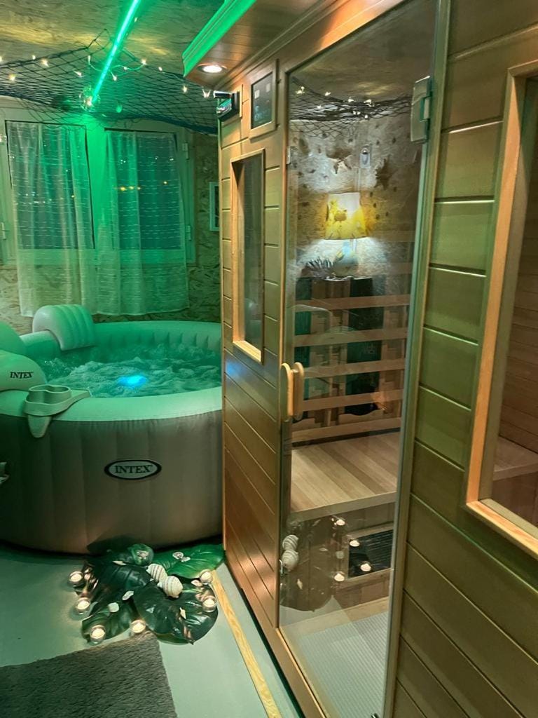 Hot Tub