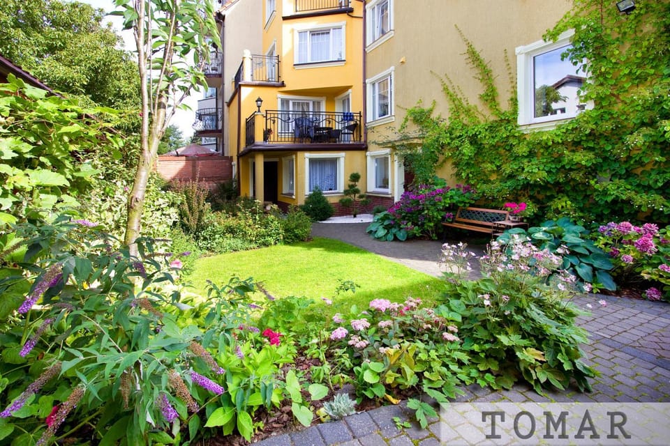 Property building, Garden