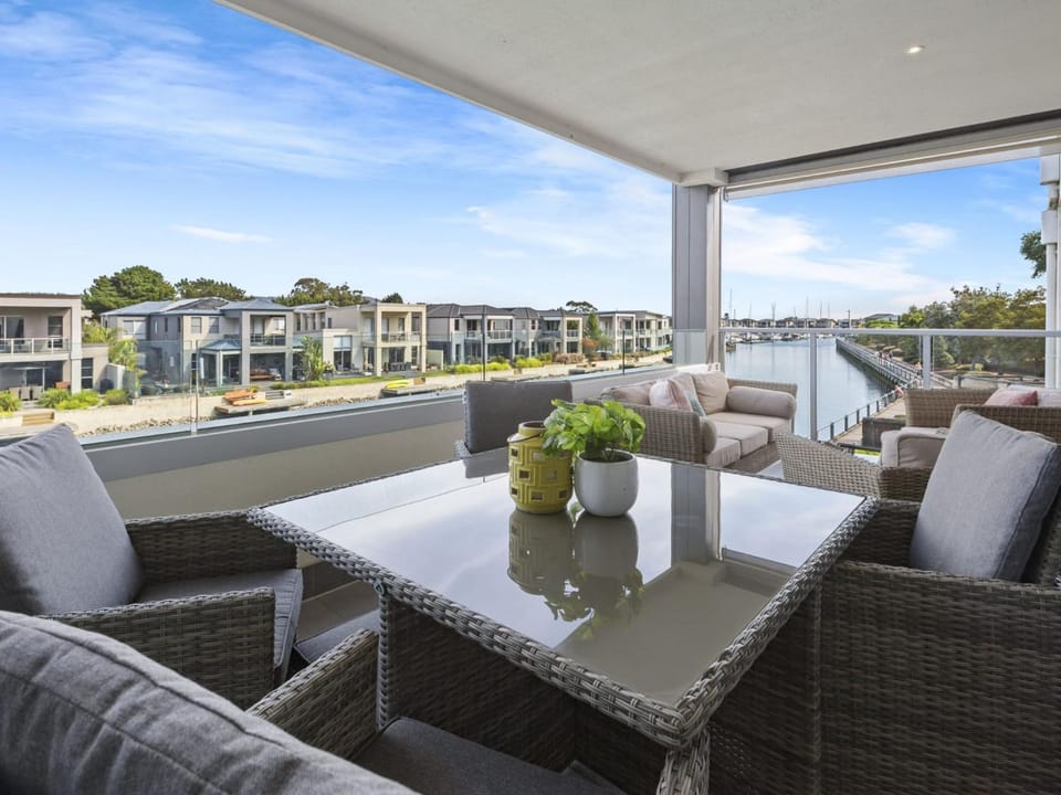Marina View Apartment in Dromana