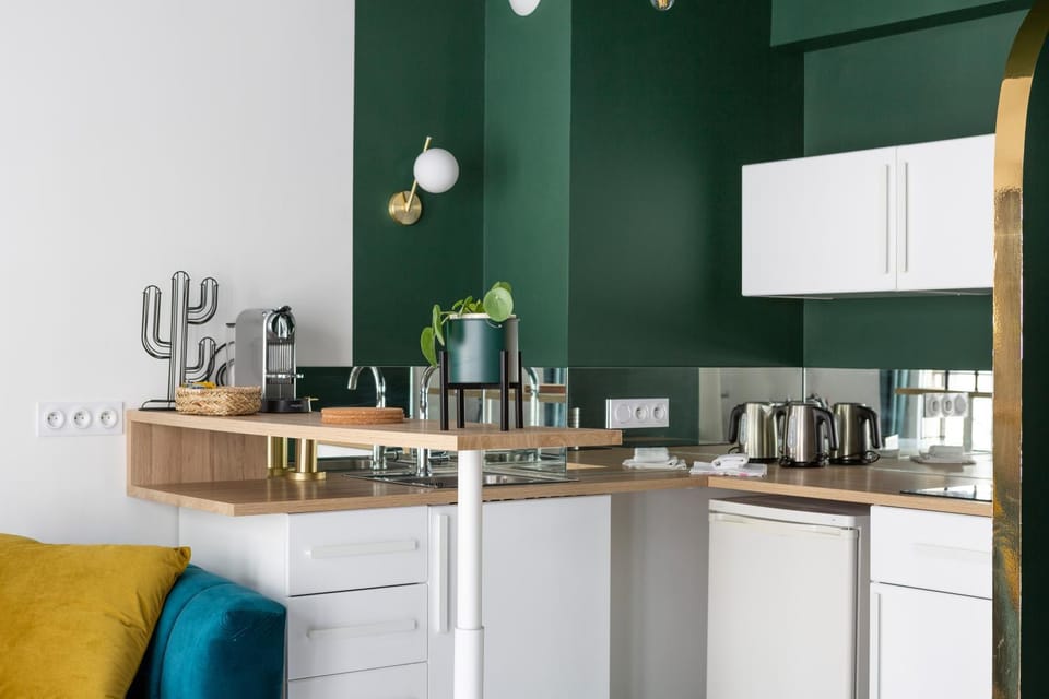 Kitchen or kitchenette