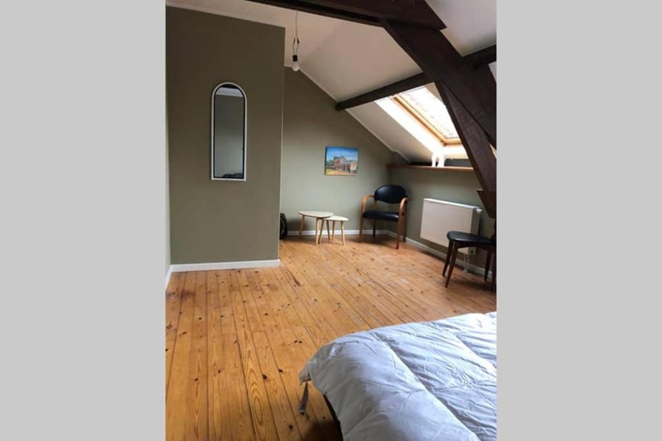 Ancienne Gare de Train Apartment in Belgium