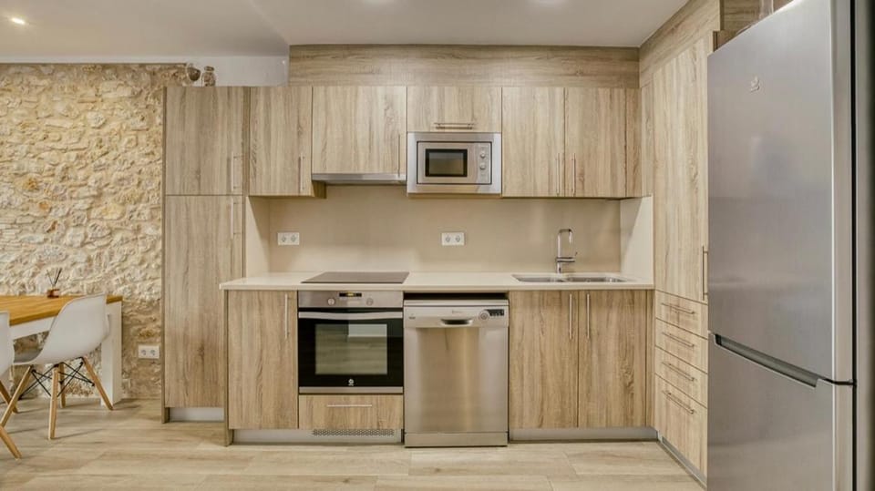 dishwasher, microwave, oven, toaster, kitchen, air conditioner