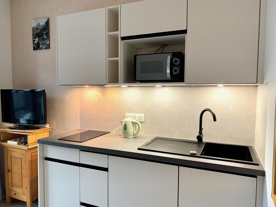 Morzine centre Shufu studio Apartment in Les Gets