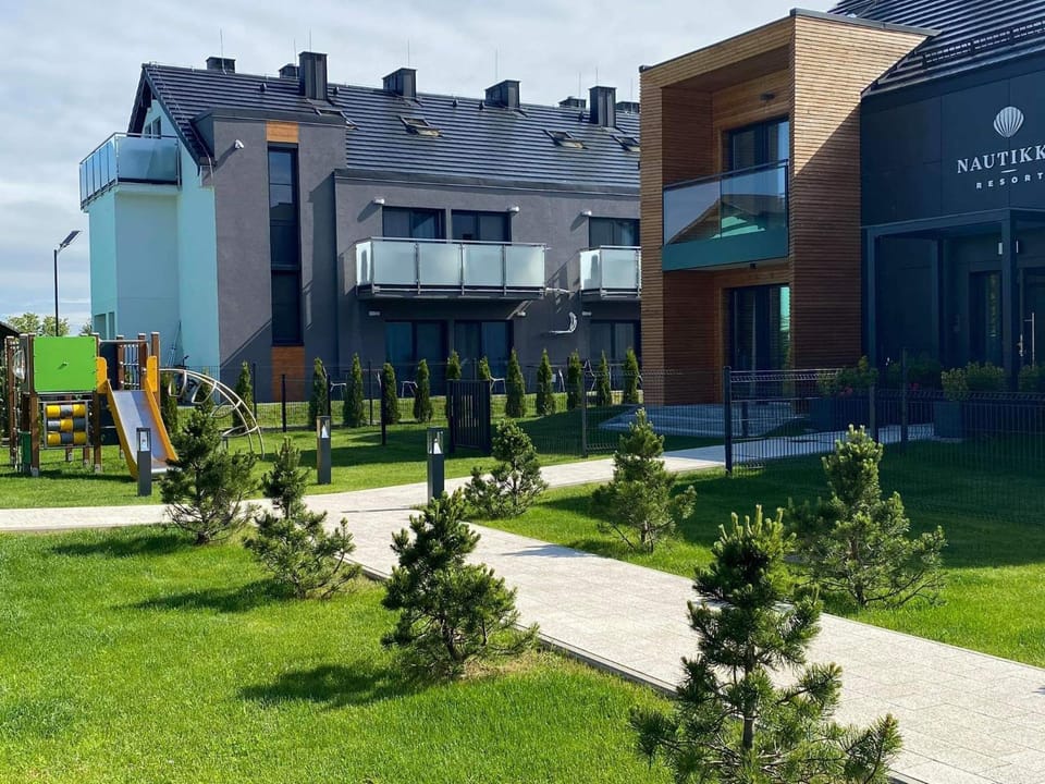 Property building, Garden