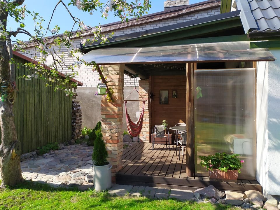 Patio, Garden view