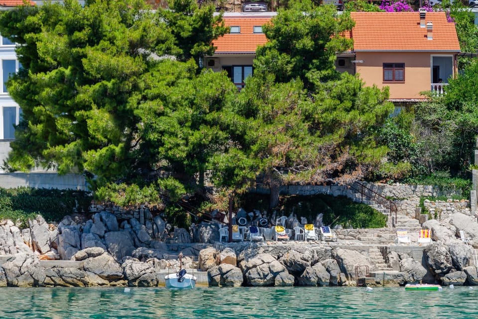 Facade/entrance, Beach, Sea view