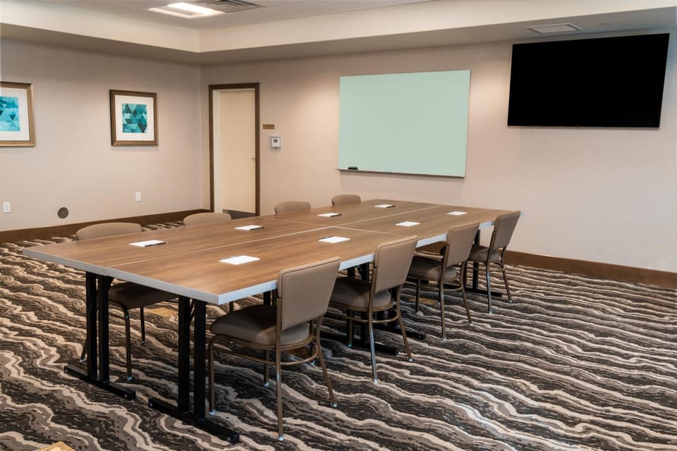 Meeting/conference room
