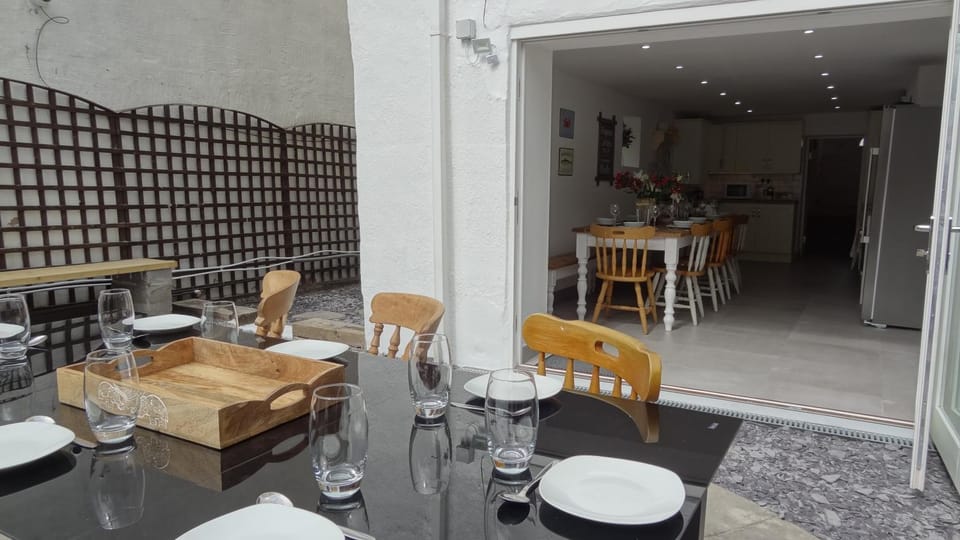 Snowdon Retreat Villa by Seaside Llandudno Villa in Llandudno