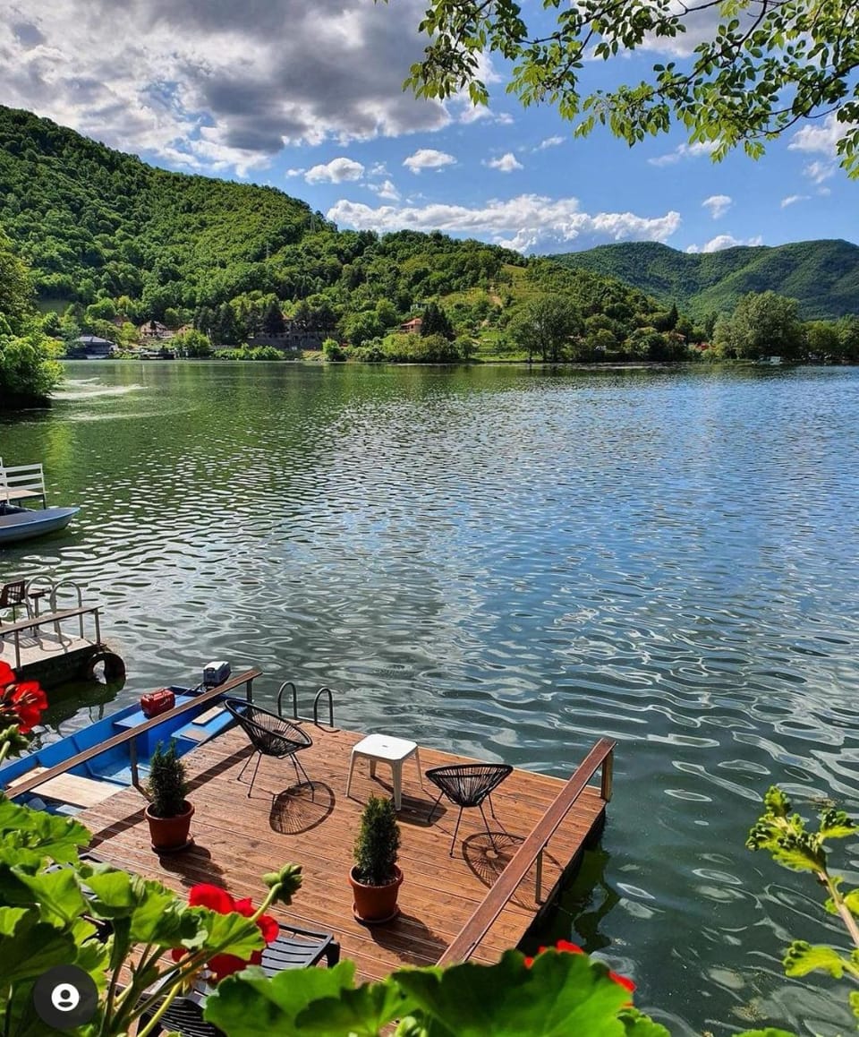 Day, Natural landscape, Lake view