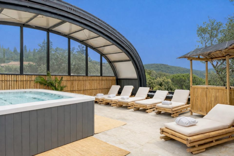 Natural landscape, Hot Tub, Sauna