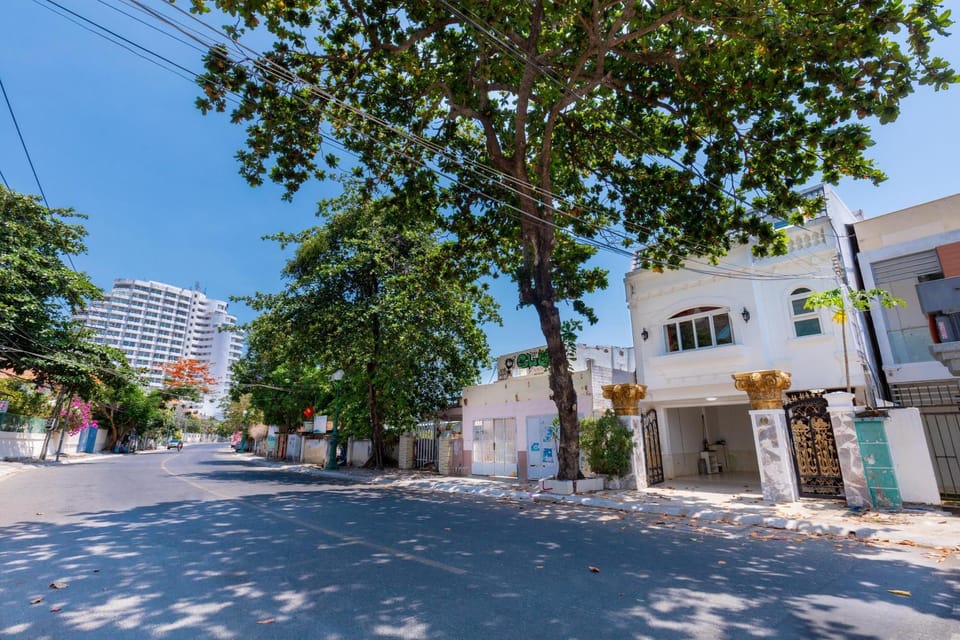 Palm Villa 25 - Biệt Thự Trên Bãi Biển 5 phòng ngủ Villa in Vung Tau