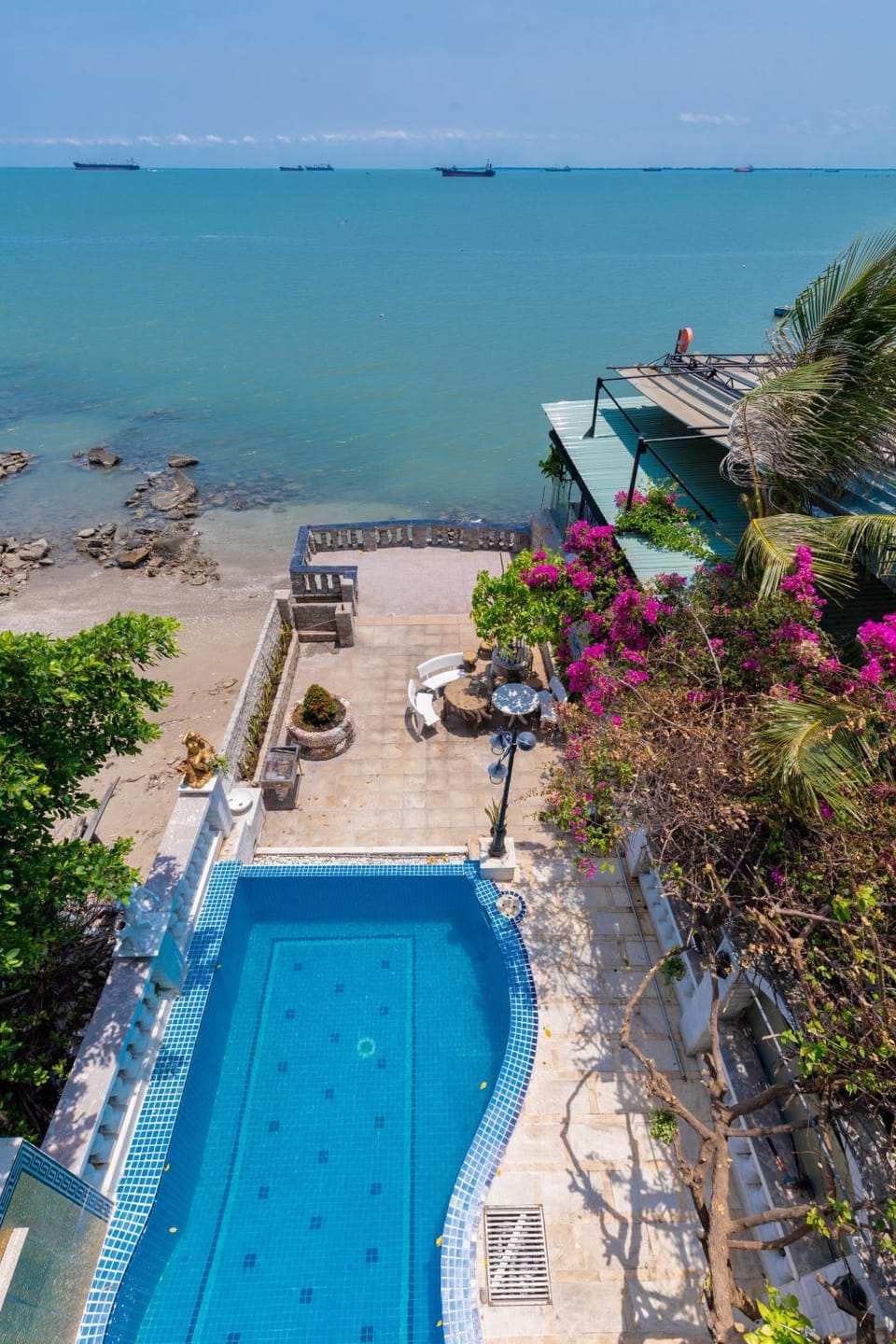 Palm Villa 25 - Biệt Thự Trên Bãi Biển 5 phòng ngủ Villa in Vung Tau