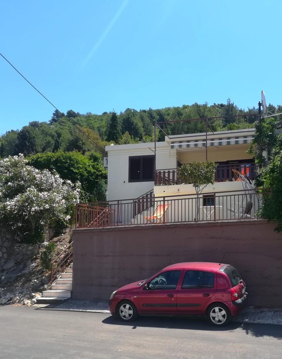 Property building, Parking