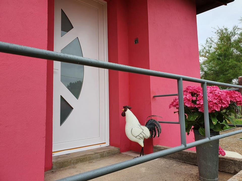 Gîte de la Maison du L.A.C House in Bourgogne-Franche-Comté