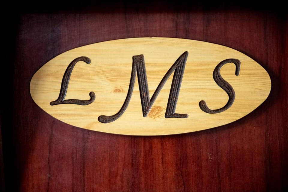 Logo/Certificate/Sign
